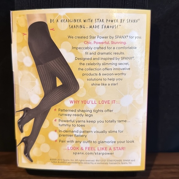 Spanx Center-Stage Patterned Ribbed Row Shaping Tights, size E - Picture 2 of 3